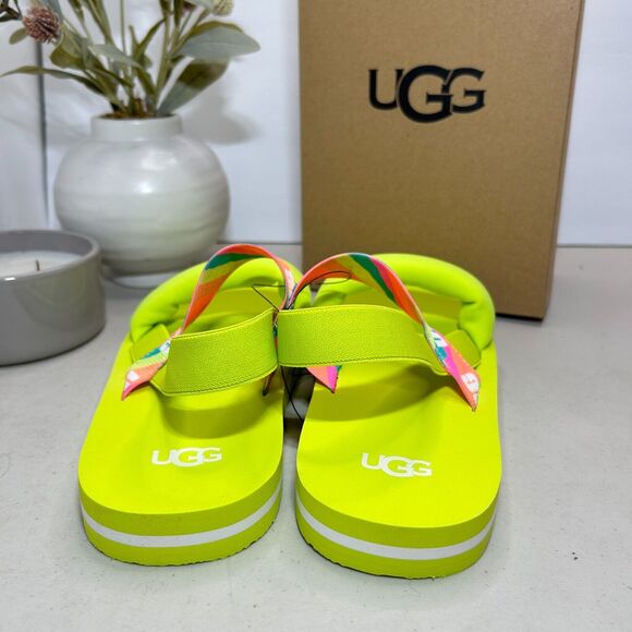 UGG Zuma Sling Back Strap Sandal Neon Green SN1126932K Kids US 6 NWB - Picture 5 of 9